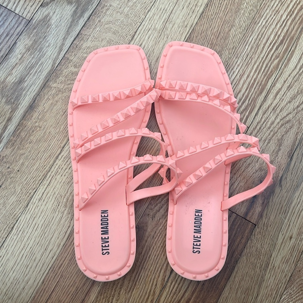 Brand New Steve Madden sandals